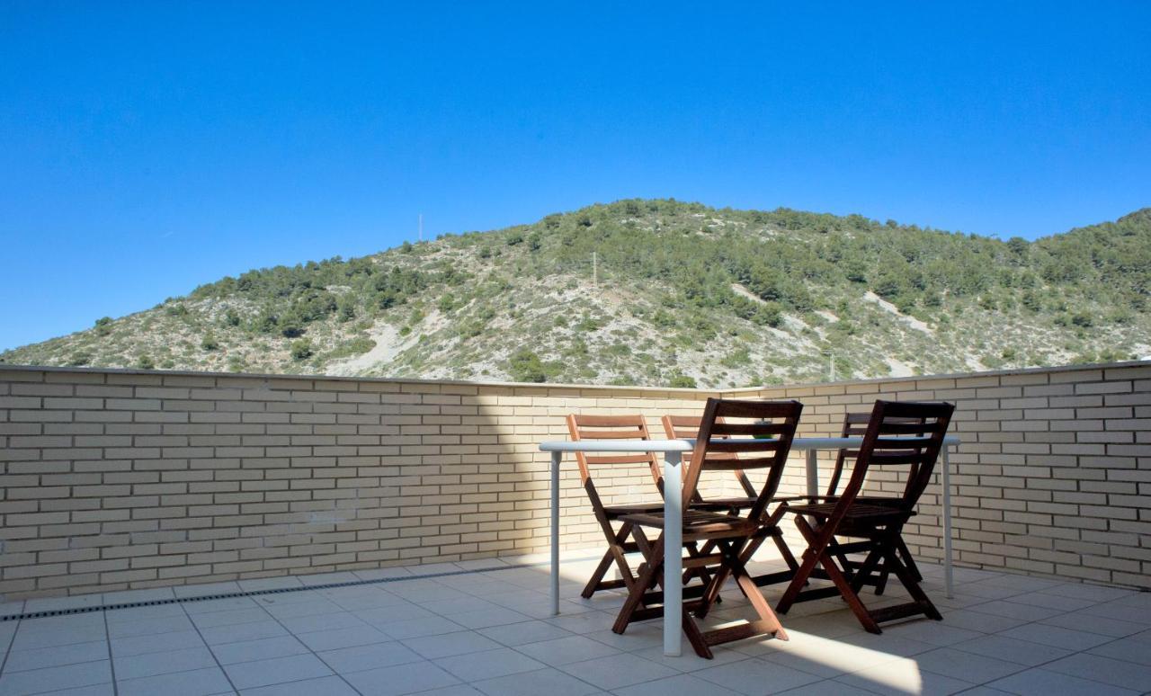 Ferienwohnung Tranquil Duplex In Sitges, Barcelona,Sea Views, Parking, Terrace Exterior foto